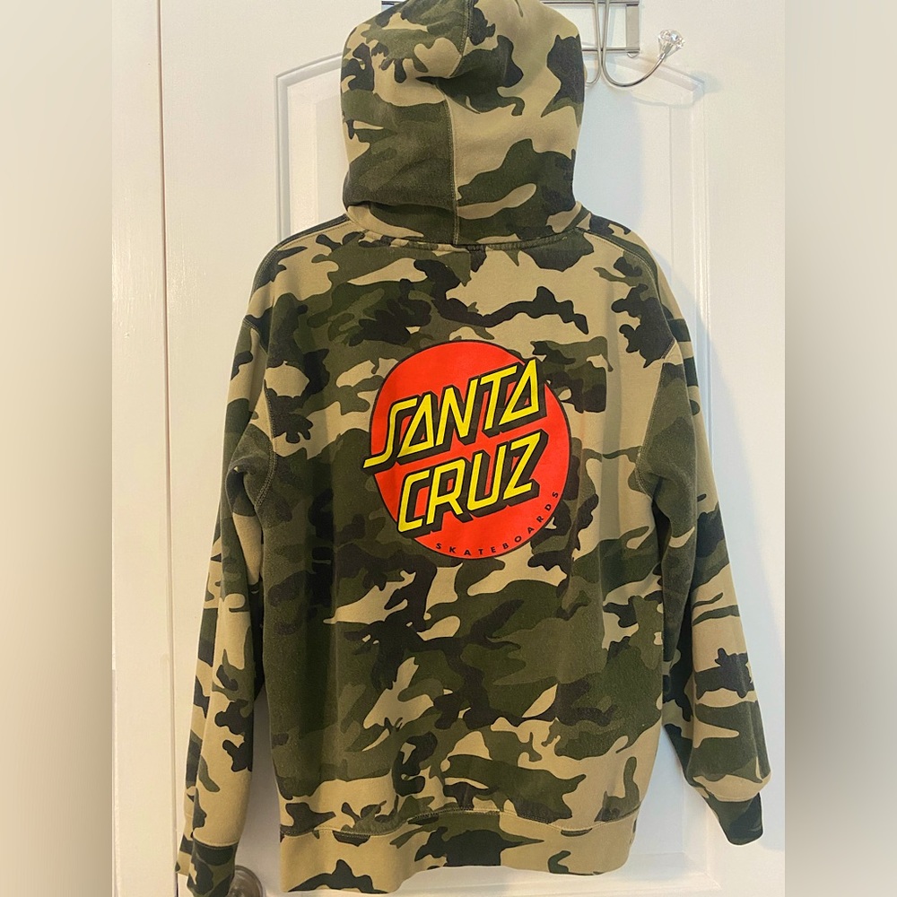 Santa Cruz Camouflage hoodie